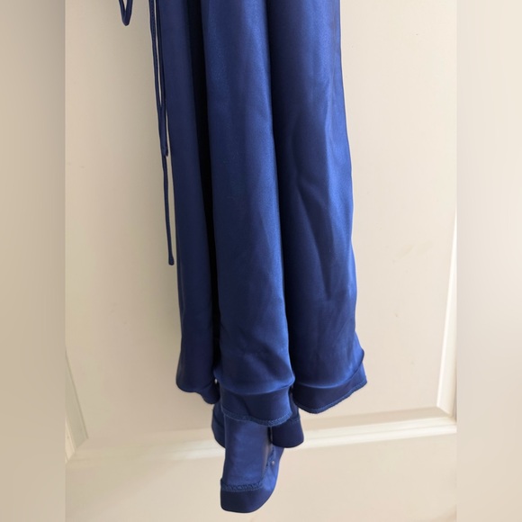 ALICE + OLIVIA MONTANA SLIP DRESS - Picture 12 of 16